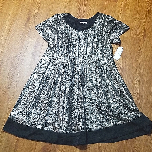 Signature by Robbie Bee Gold FOIL Colored Dress - Picture 2 of 3